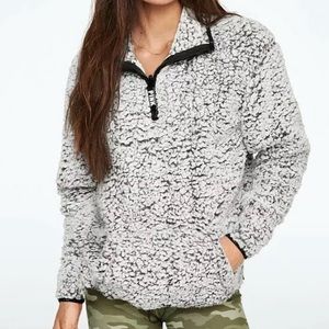 VS PINK Boyfriend Quarterzip Sherpa